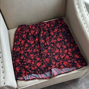 Bundle 5 items @ 5$, pay only 15$ - 2 items free! Red and Black Floral Skirt